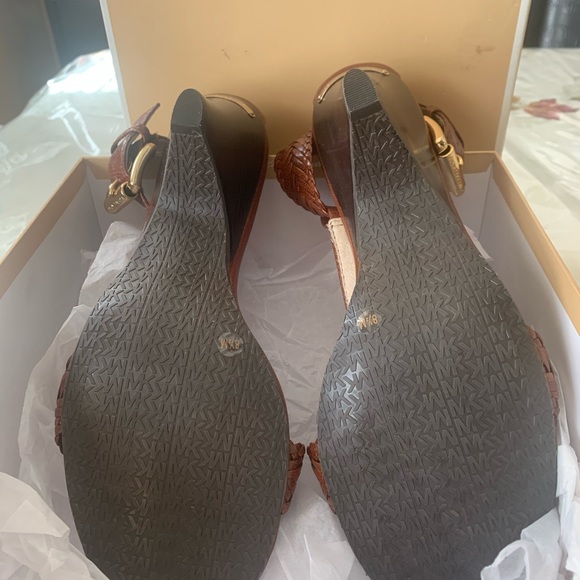 Michael Kors Sandals - Picture 3 of 5